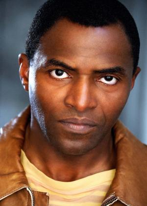 Carl Lumbly